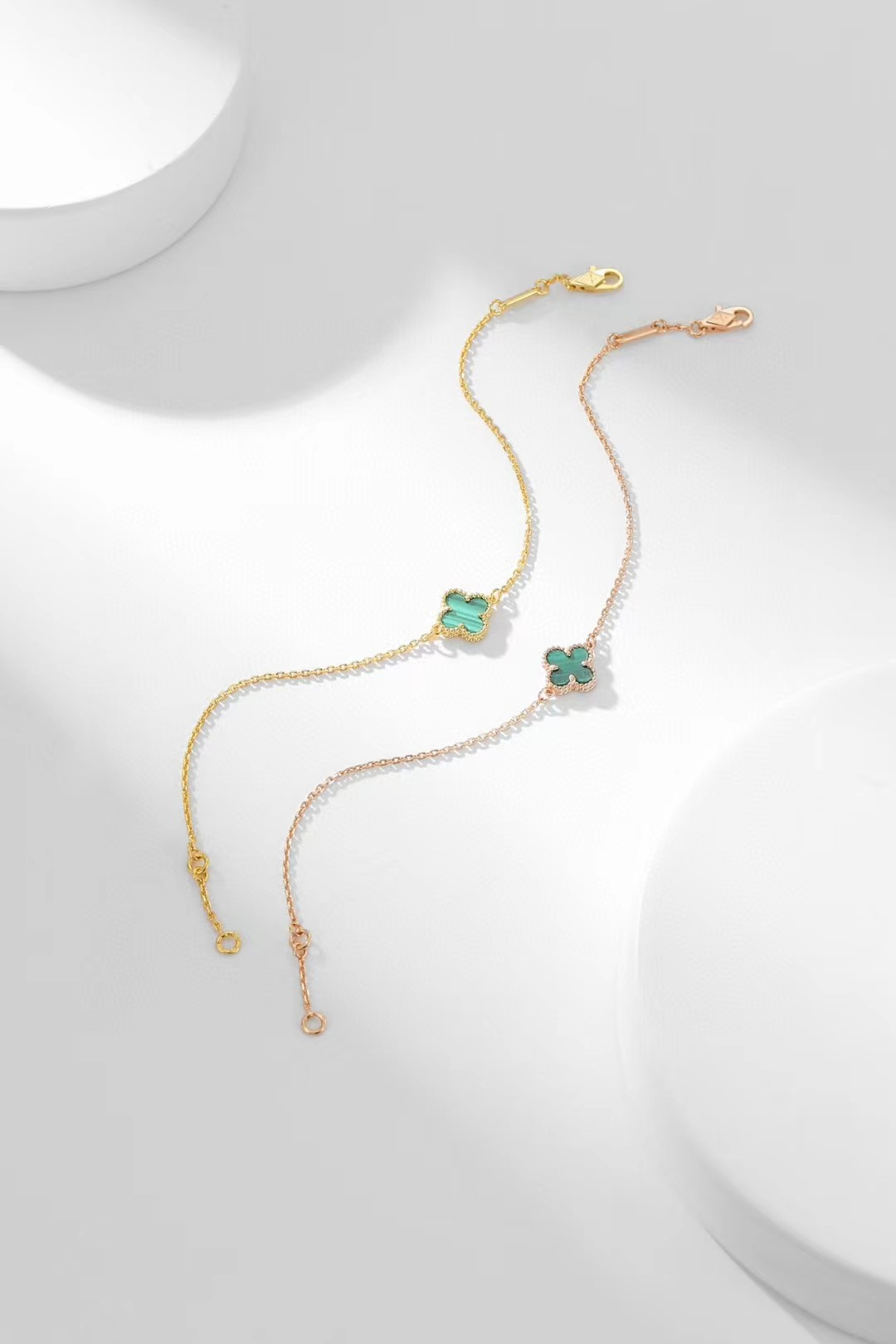 VCA Mini Malachite Bracelet - Yellow Gold
