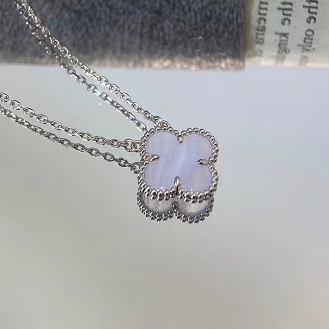 VCA Jewelry Piece - White Gold