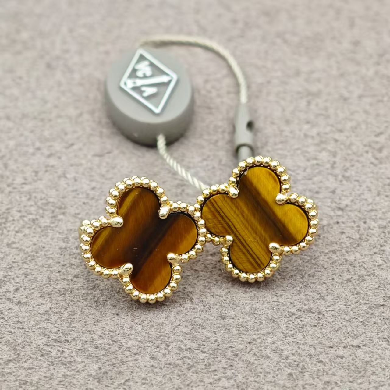VCA Jewelry Piece - Yellow Gold