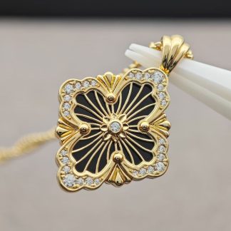 BUC Large Onyx Necklace - Yellow Gold