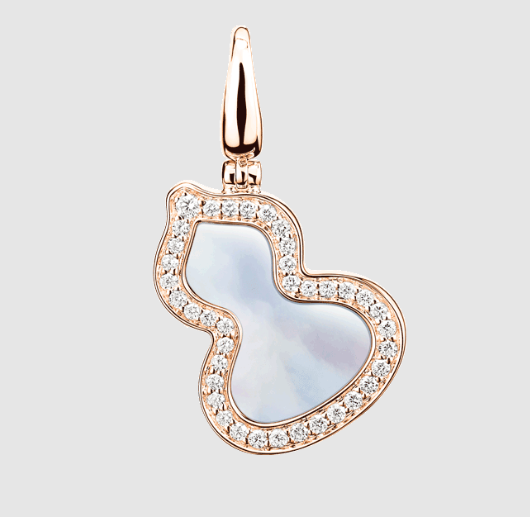 Q Mother Of Pearl Wulu Neck Accessory